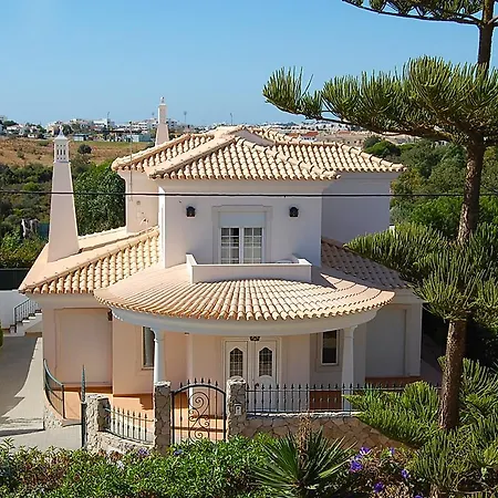 Vila Paraiso Vila *